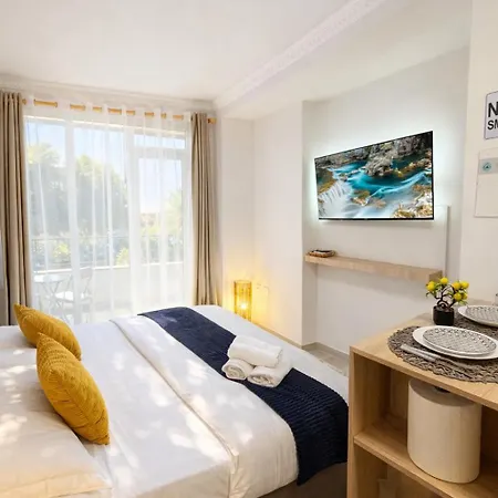 Blloku Balcony Fast Wi-fi * 地拉那